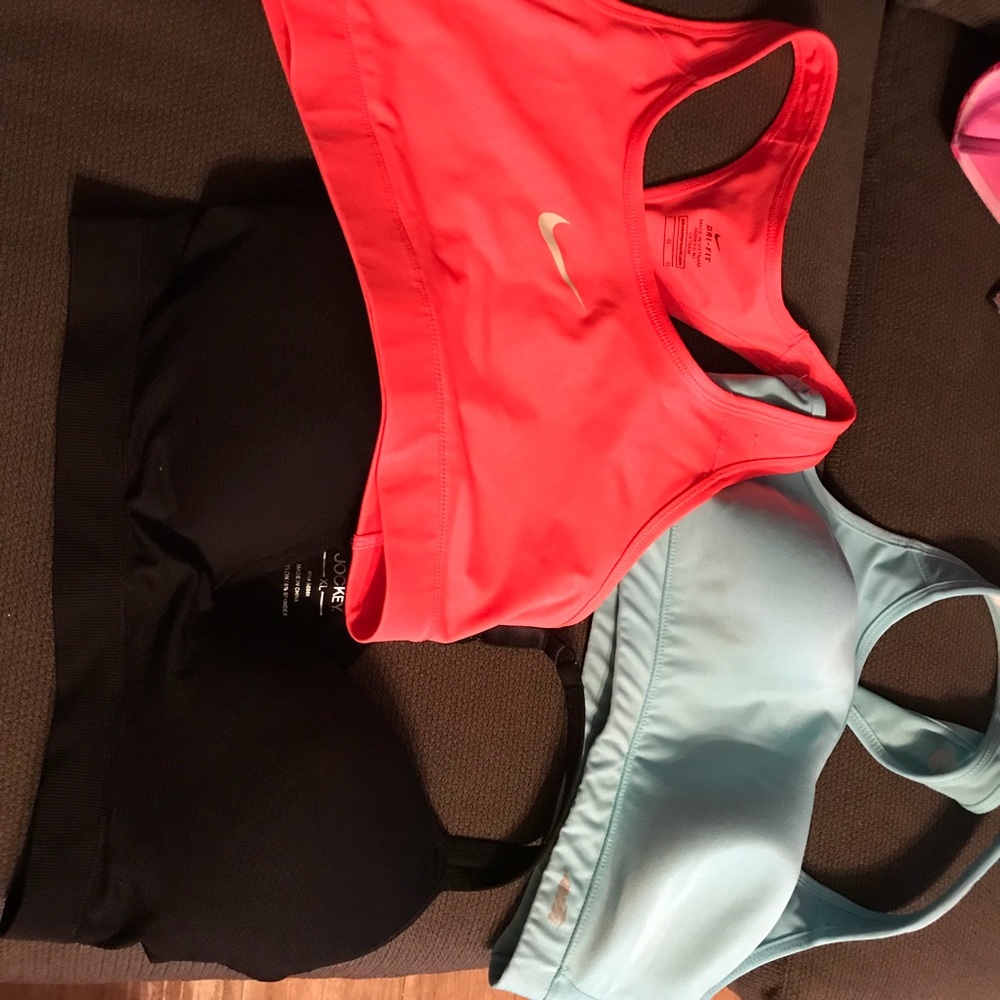 Lg & xl sports bras